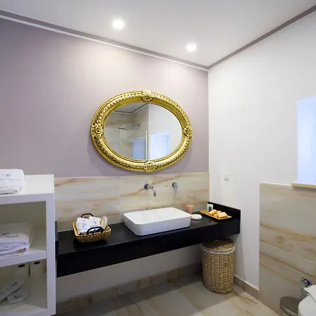Blanca Hotel