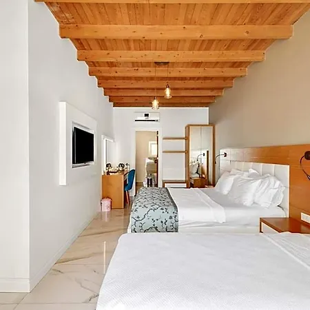 Hotel Blanca *